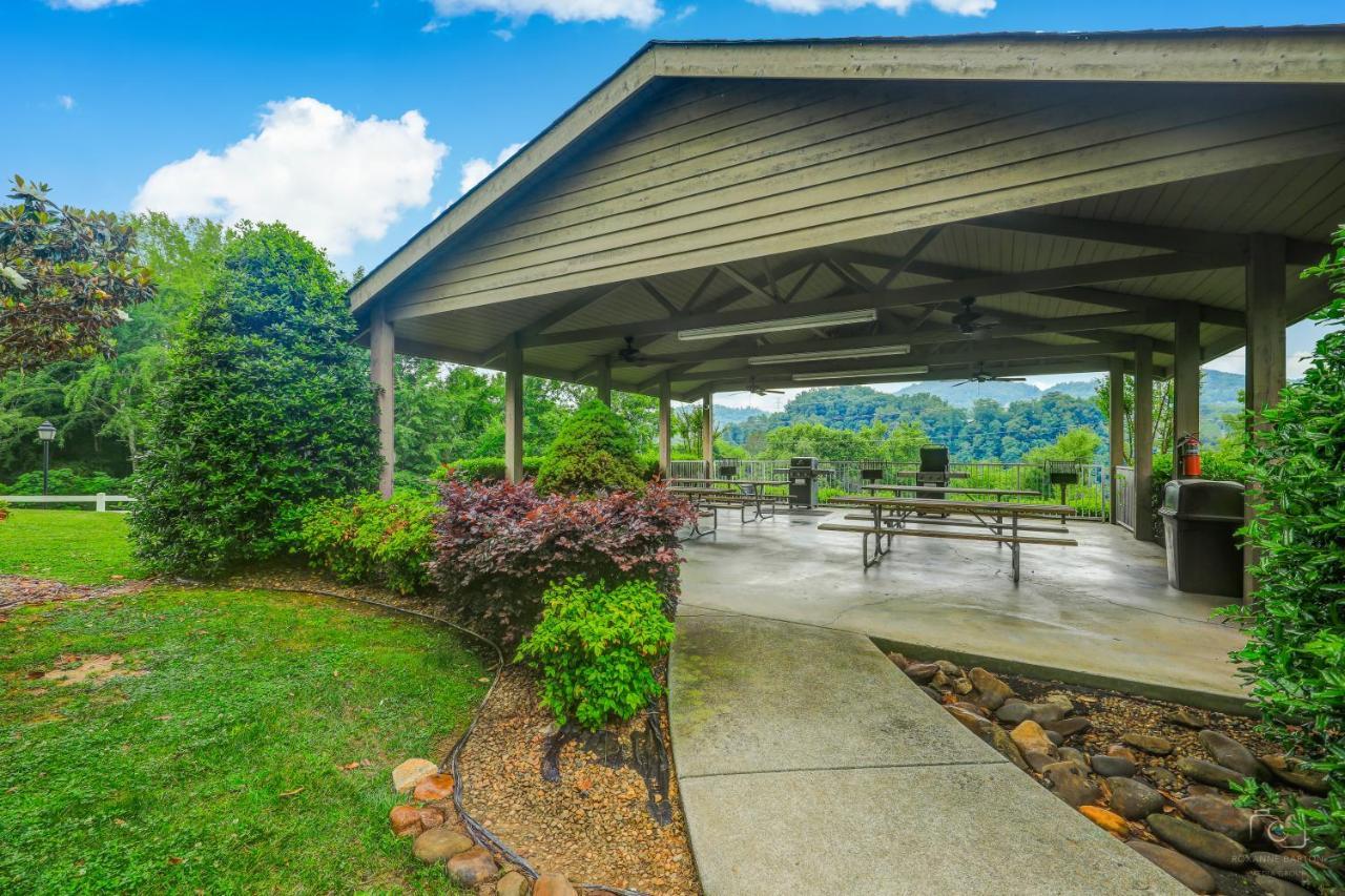 Appartamento Whispering Pines 113 Pigeon Forge Esterno foto